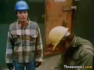 Construction workers ב א משובח שלישיה