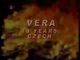 19 tahun lama vera daripada warga czech mendapat gangbanged