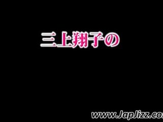 アジアの ミストレス 表示 脇の下 上の ザ· カウチ