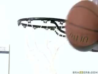 Basket kalė