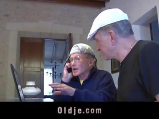 Retired oldmen kuradi ja aktsia kaks teismeliseiga