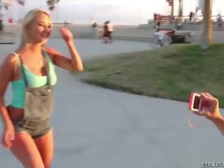 Skateboard plage filles tara morgan, mandy armani