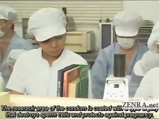 Subtitled eşikli heleý, ýalaňaç erkek japan gondon laboratory el bilen işlemek research
