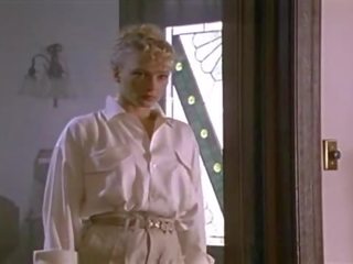 Strapon lezbijke scene (1993)