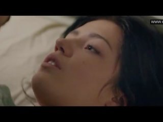 Adele exarchopoulos - з оголеними грудьми секс кіно сцени - eperdument (2016)